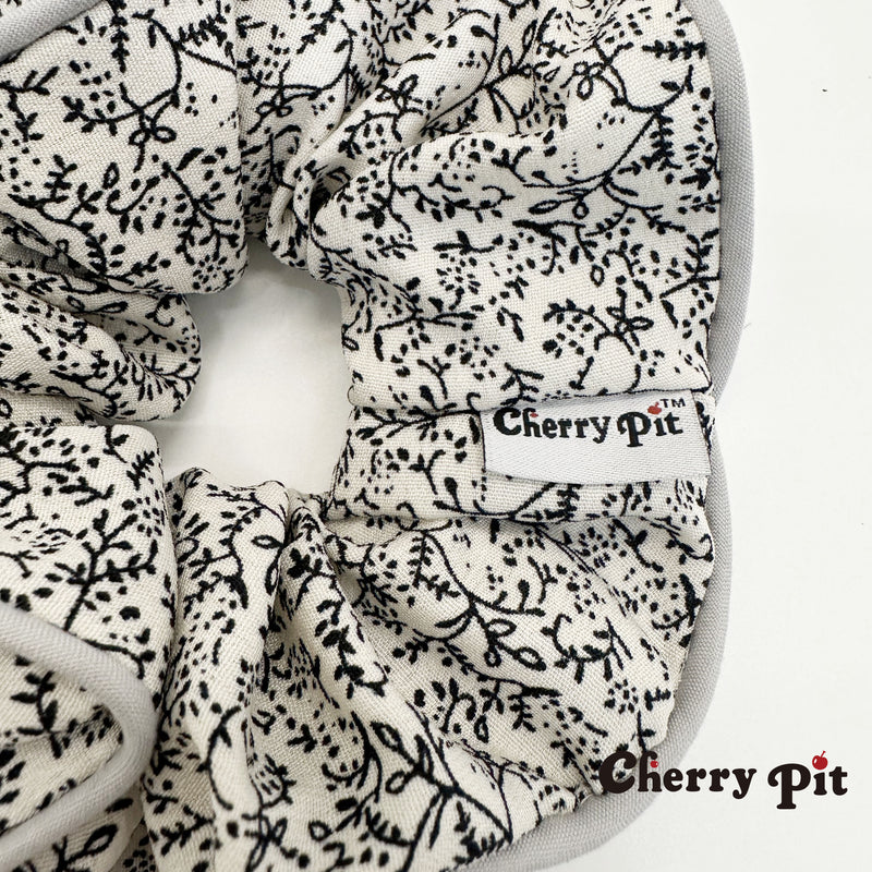 polyester floral print fabric scunchie&nbsp;