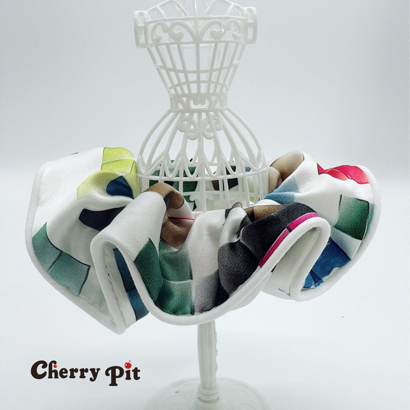 100%silk fabric geometry print scunchie