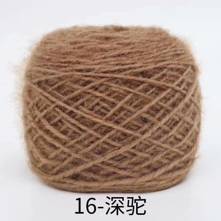 Polyester squirrel fluff solid color yarn&nbsp;