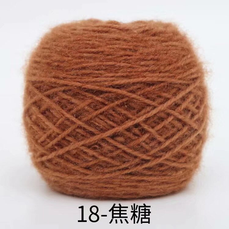 Polyester squirrel fluff solid color yarn&nbsp;