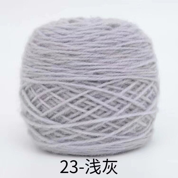 Polyester squirrel fluff solid color yarn&nbsp;