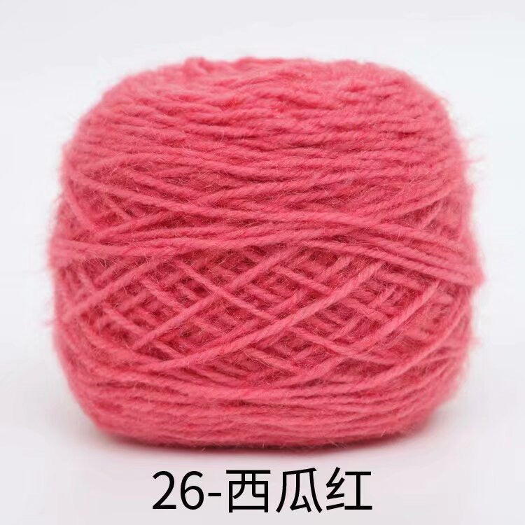 Polyester squirrel fluff solid color yarn&nbsp;