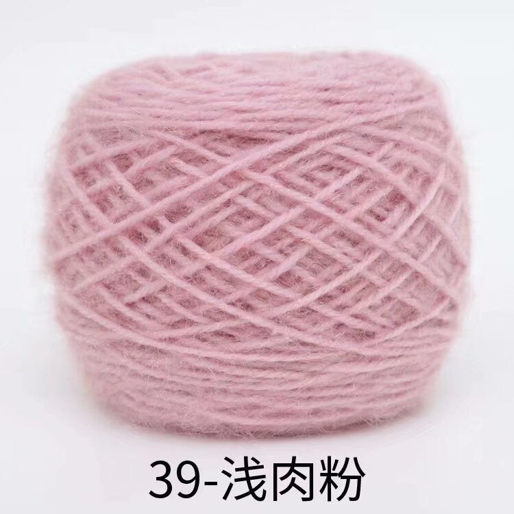 Polyester squirrel fluff solid color yarn&nbsp;