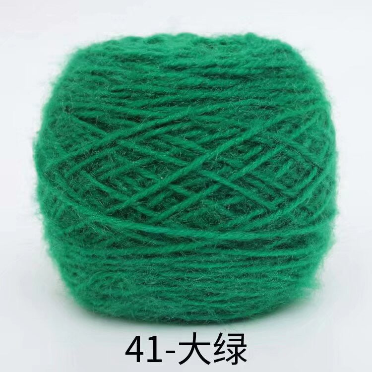 Polyester squirrel fluff solid color yarn&nbsp;