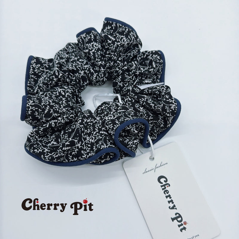 polyester floral print fabric scunchie&nbsp;