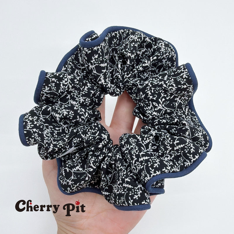 polyester floral print fabric scunchie&nbsp;