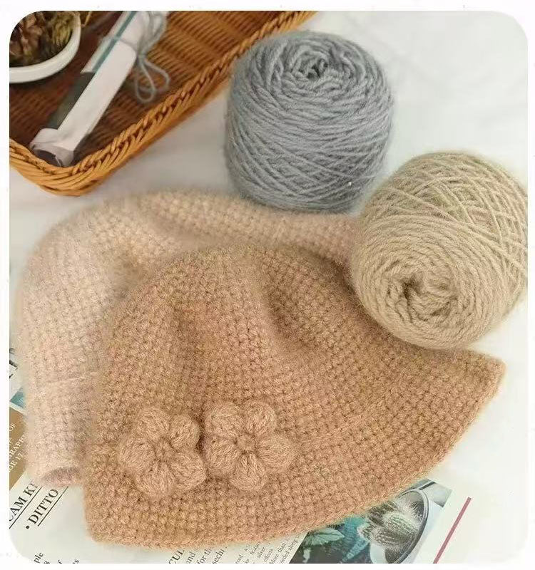 Polyester squirrel fluff solid color yarn&nbsp;