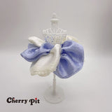 Bicolor scunchie with pearls trim