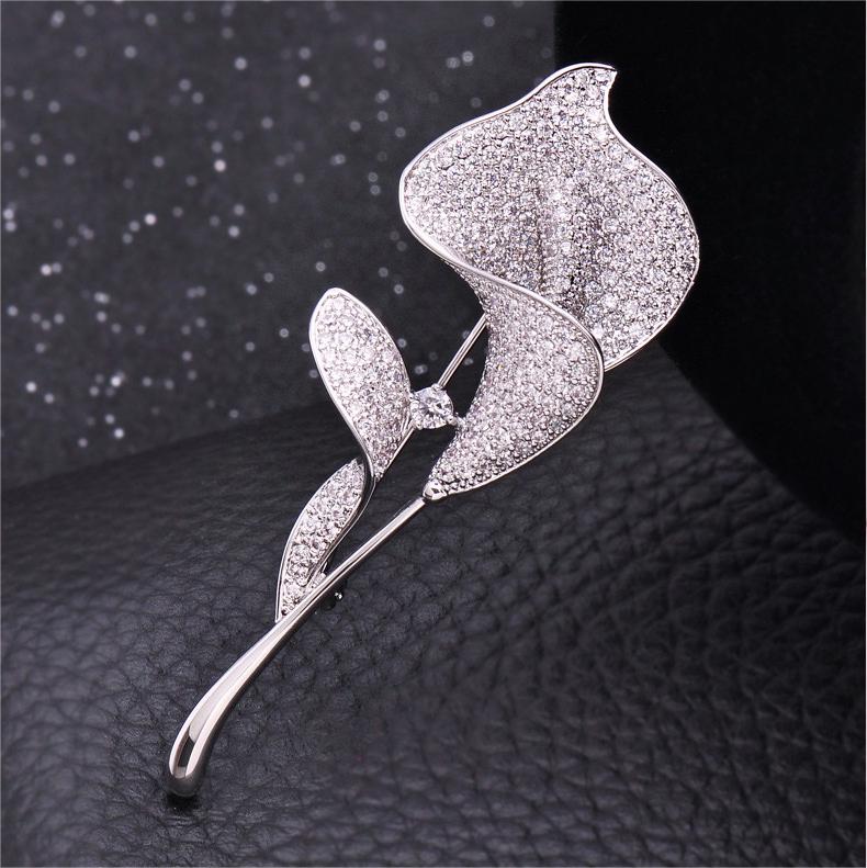 PIN-COMMON CALLALILY